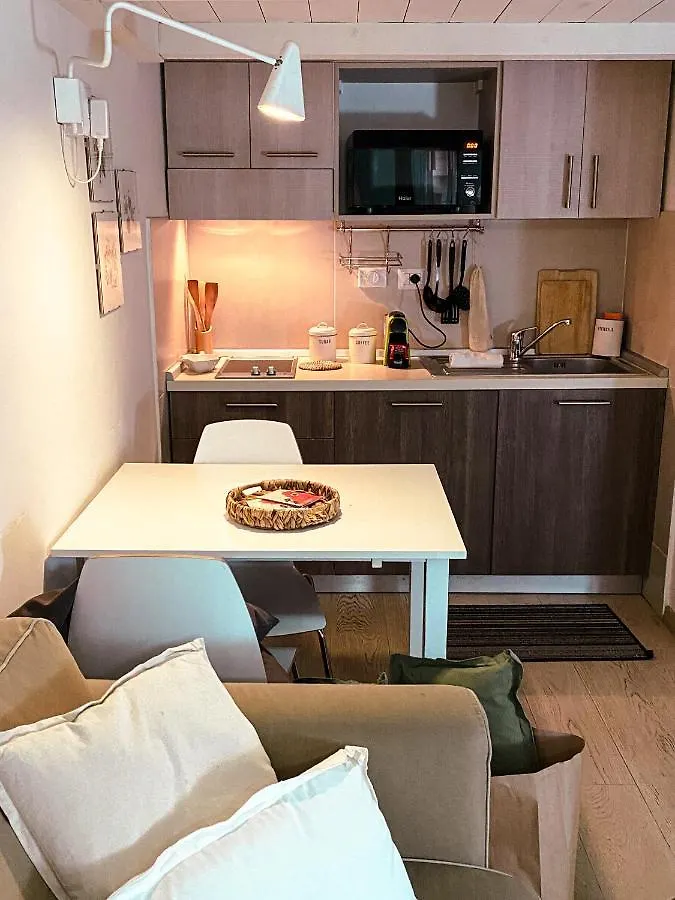 Acacia Firenze - Giglio Apartment Italy