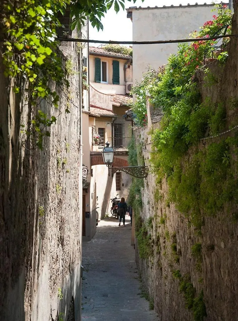 Acacia Firenze - Giglio Apartment 0*, Florence