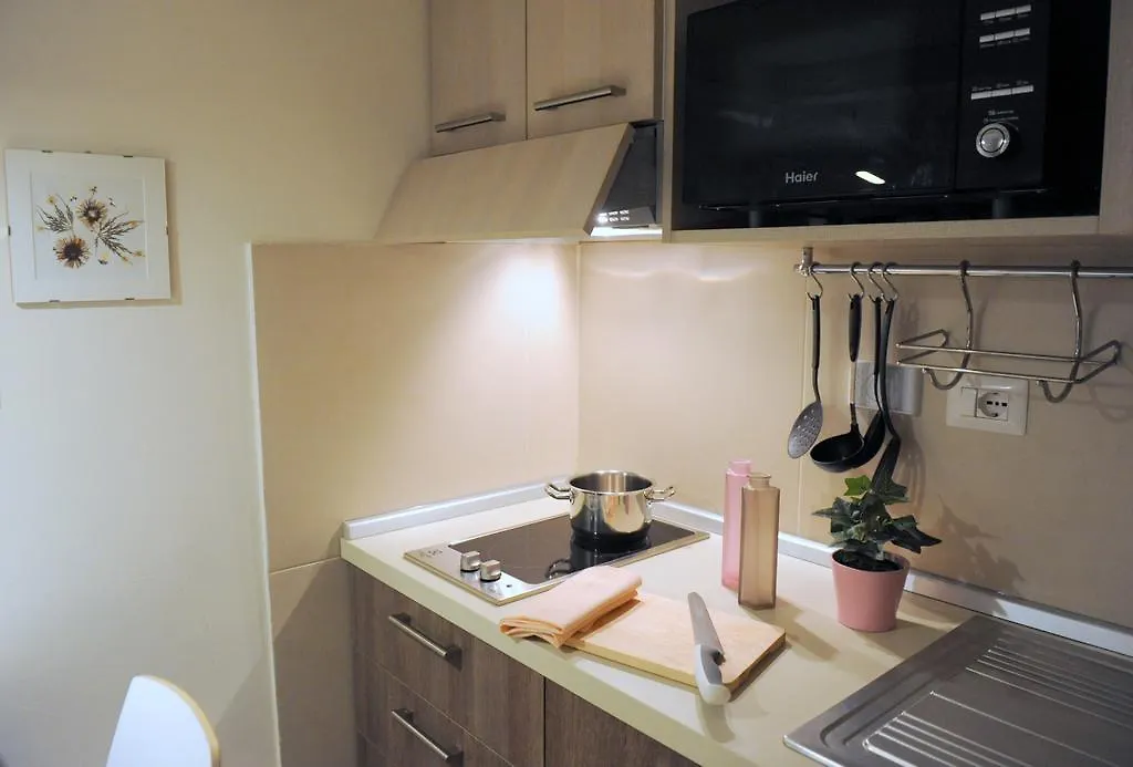 Acacia Firenze - Giglio Apartment